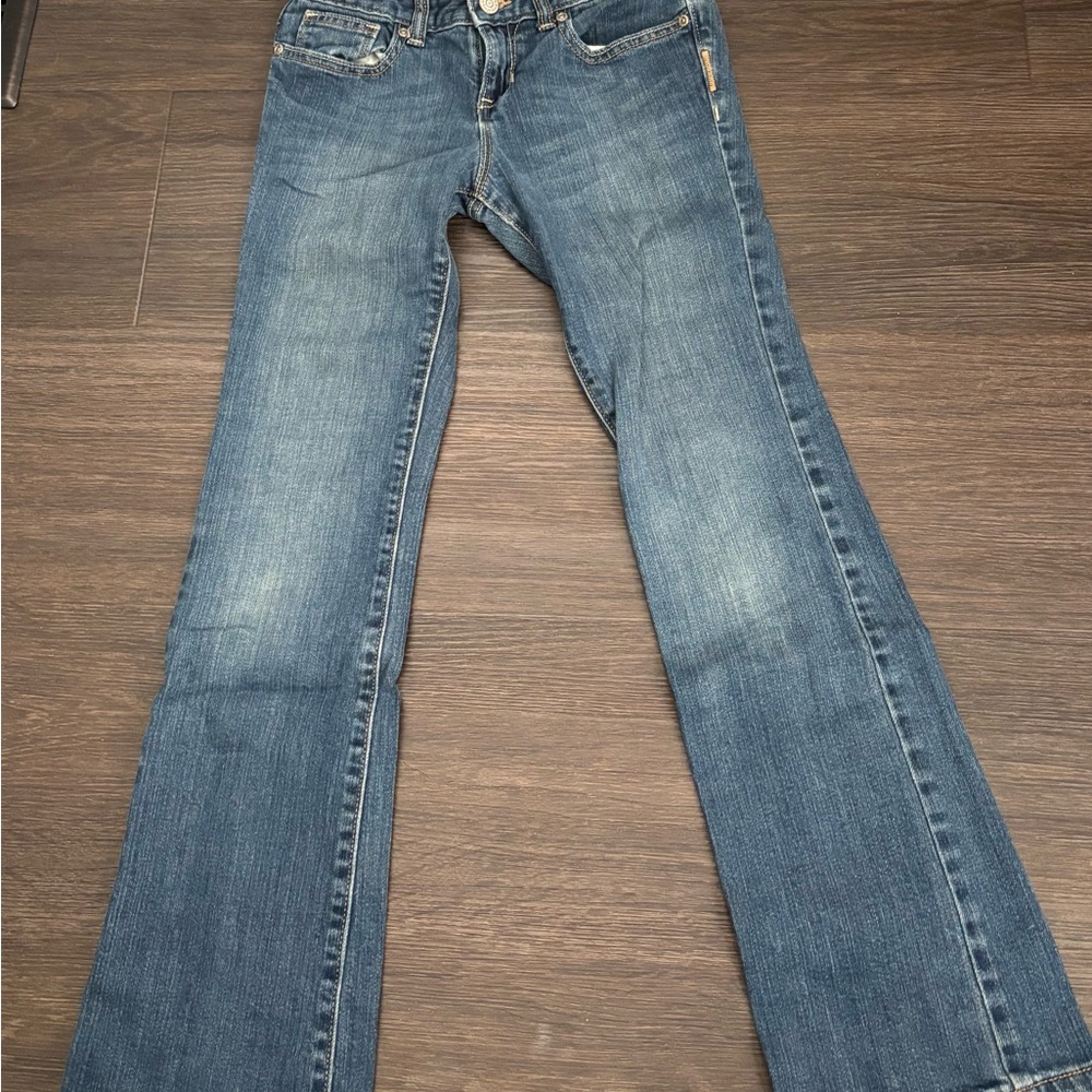 Old Navy Girls Bootcut Jeans in Blue. Size 10, adjustable waistband 24” inseam